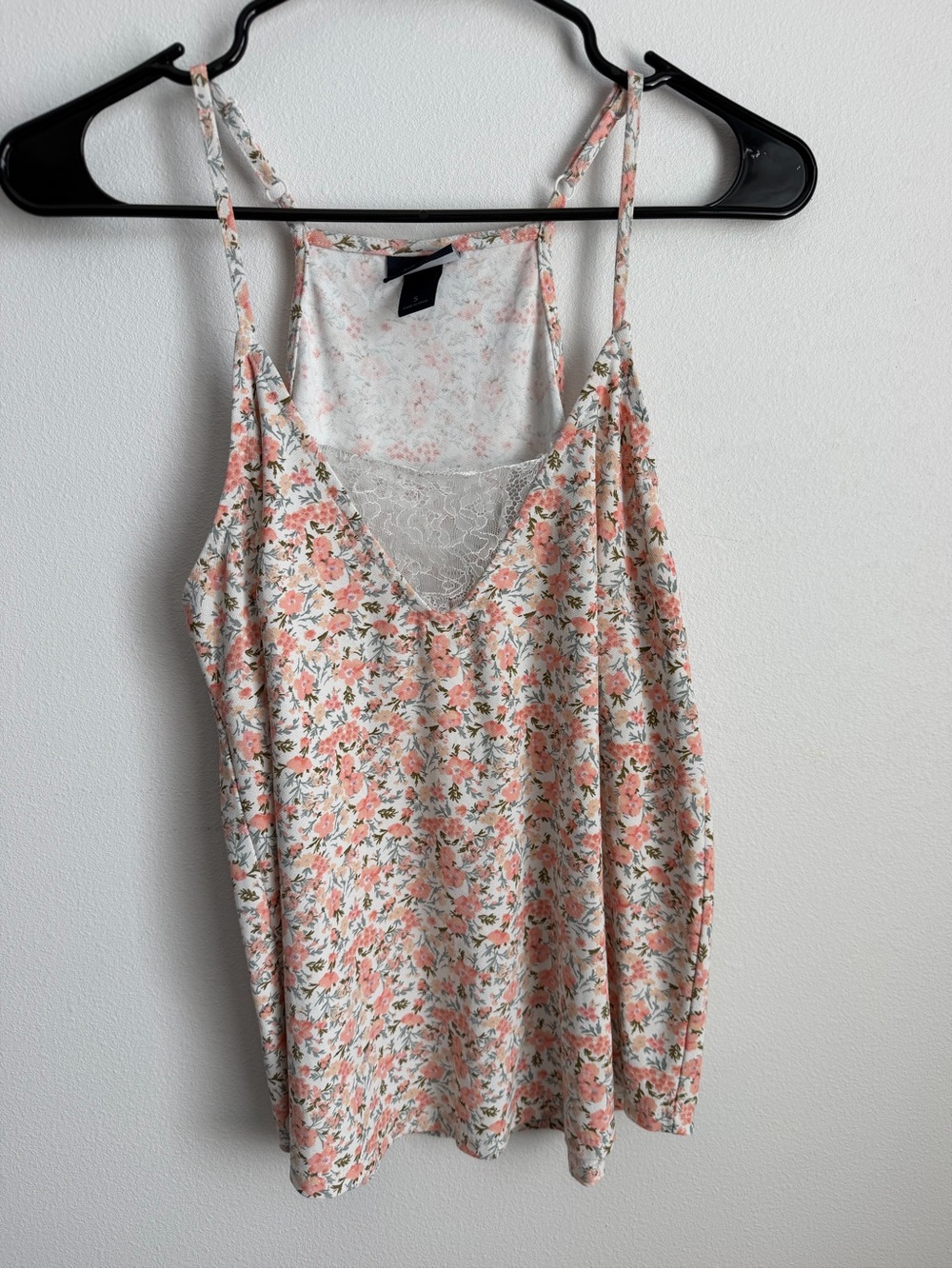 Daytrip Floral Lace-Trim Camisole in Peach Pink and Cream